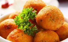 Bolinho de Bacalhau (Receita Portuguesa)
