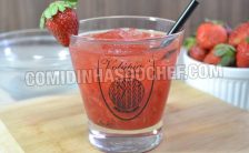 Como Fazer de Caipirinha de Morango