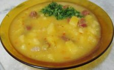 Sopa de Mandioca com Carne