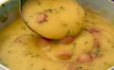 Caldo de Macaxeira com Calabresa