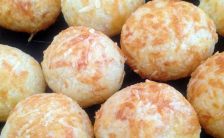 Pão de Queijo com Tapioca