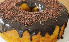 Bolo de Cenoura com Manteiga