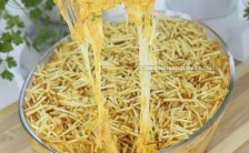 Fricassê de Frango com Batata Palha