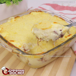 Escondidinho de Carne Seca com Aipim Cremoso