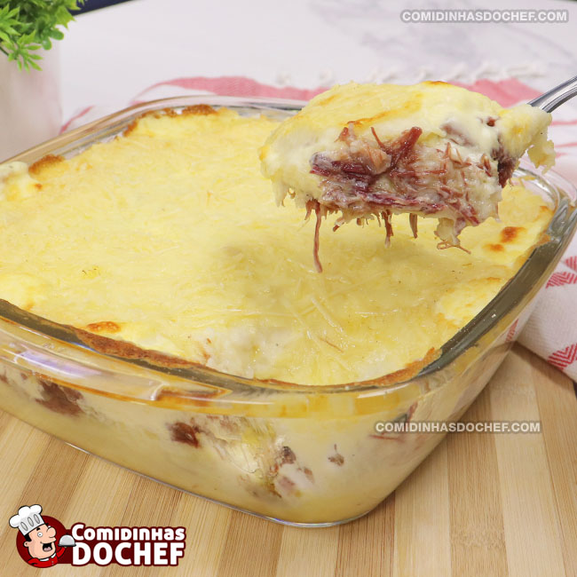 Escondidinho de Carne Seca com Mandioca