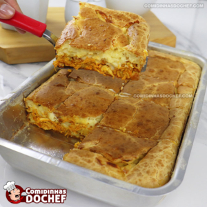 Torta de Frango com Requeijão